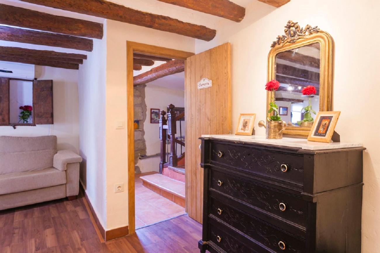 Apartamentos Casa Samper Santa Eulalia de Gállego Zimmer foto