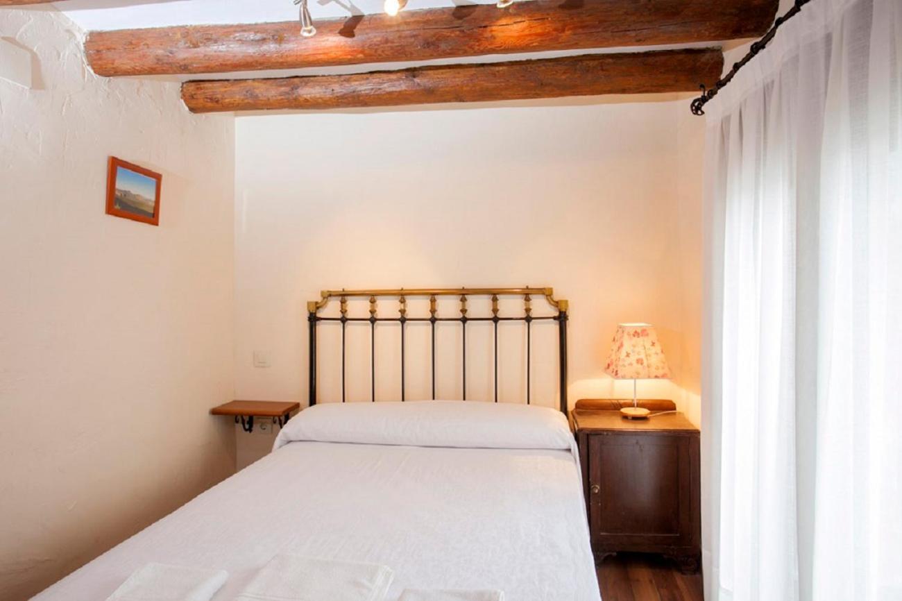 Apartamentos Casa Samper Santa Eulalia de Gállego Zimmer foto